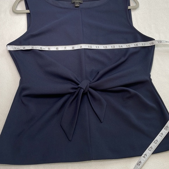 Ann Taylor Sleeveless Top - Picture 6 of 9